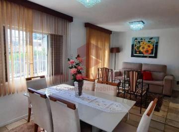 Casa · 250m² · 4 Quartos · Casa à venda - em Barreiros