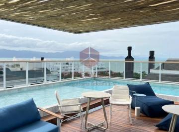 Apartamento · 194m² · 3 Quartos · Apartamento à venda - em Jurerê