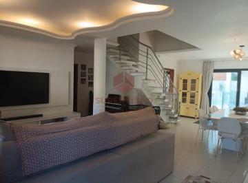 Sala de Estar · Casa à venda - em Daniela