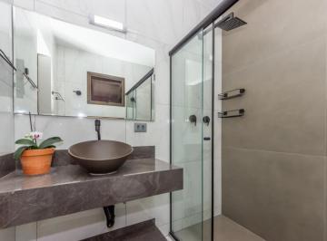 c002973e-b656-48d0-be48-6d042a47636b · Versátil duplex para venda em Jardim Londrina com 2 quartos, sendo 2 suítes, 96m²