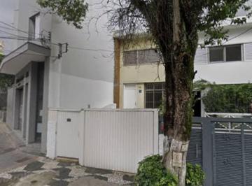 Comercial · 216m² · 2 Vagas · Casa comercial na Rua Ytaipu, N. 155 • 216 m²