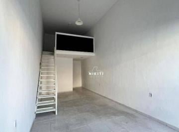 Comercial · 31m² · Loja em Centro, Maricá/RJ de 31m² para locação R$ 2.250,00/mes
