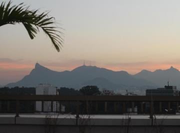 Comercial · 24m² · Sala em São Domingos, Niterói/RJ de 24m² à venda por R$ 128.000,00