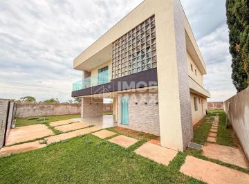 Casa · 432m² · 5 Quartos · 4 Vagas · Cond. Alto da Boa Vista. Casa com: 5quts, 3suít, 4banheiros.
