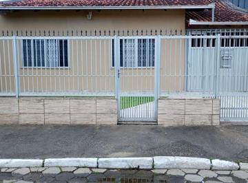 Casa · 92m² · 3 Quartos · 2 Vagas · Casa em Centro, Itajaí/SC de 92m² 3 quartos à venda por R$ 1.200.000,00