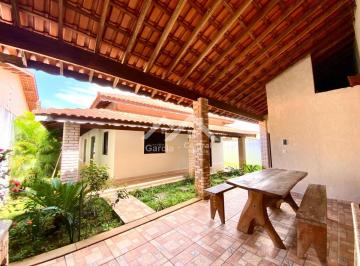 Casa · 360m² · 3 Quartos · 2 Vagas · 
                                Casa com edícula em Peruíbe
                            
