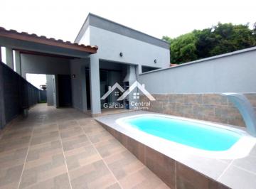 Casa · 125m² · 2 Quartos · 2 Vagas · 
                                Casa nova com piscina em Peruíbe
                            