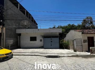 Casa · 270m² · 3 Quartos · 1 Vaga · Casa à venda no bairro Petrópolis – Excelente localização em Caruaru