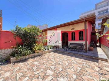 Casa · 90m² · 4 Quartos · 2 Vagas · Casa Geminada | 3 Dormitórios mais edícula