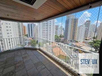 fe81c0878bd8914299be392097692c174b419c5f · Apartamento em Moema Pássaros com 3 suítes , varandona e fora de rota!