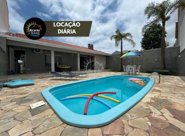 Casa · 183m² · 3 Vagas · Locação por dia Atami .Locaç