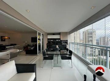 Apartamento · 206m² · 3 Quartos · 4 Vagas · Apartamento em Vila Romana com 206m² -  3 dormitórios sendo 3 suítes com varanda na suites master. V