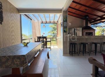 41060_i6k2x17E9w31_410606936e8f10e078.jpg · Casa Residencial com 6 quartos sendo 2 suítes com 270m² na Praia Brava, Florianó