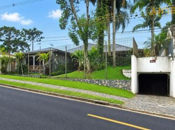 2f302c2c5251bcf204341b5ded3c7d3f1d353484 · Casa com 1 dormitório à venda, 1000 m² por R$ 2.300.000,00 - São Lourenço - Curitiba/PR