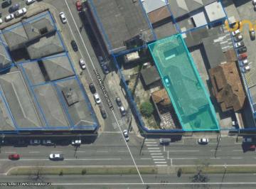 010742b4bcc8b79156aebd2718874379d1bdd47b · Terreno Estrutural à Venda com 556 m² (15m X 37m) PX Mercado Municipal no Centro de Curitiba/PR