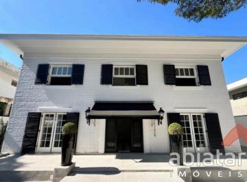 foto1 · Casa de alto padrão à venda no Jardim Guedala com 5 suítes, piscina e área de lazer completa