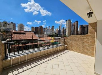 Casa · 155m² · 3 Quartos · 2 Vagas · Sobrado á venda em Santana, 3 quartos, 1 suíte, 2 vagas de garagem