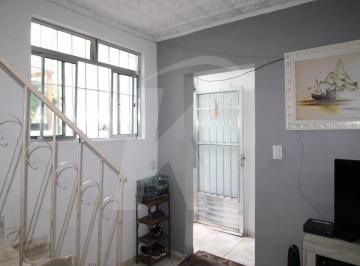 Casa · 145m² · 4 Quartos · 1 Vaga · Imóvel para Investidor, com três casas e uma vaga de garagem no Lauzane