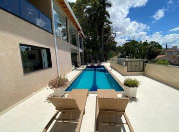 Casa · 570m² · 4 Quartos · 5 Vagas · Linda casa à venda em Vila Santista, Atibaia