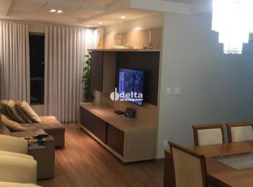 Apartamento · 97m² · 4 Quartos · 2 Vagas · Apartamento próximo à UFU com 4 quartos sendo 1 suíte disponível para venda no bairro Santa Mônica e