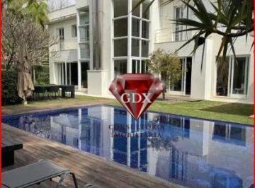 5372f144a15dbc273fbd57f86173915f59c33f97 · Casa no Jardim Guedala