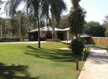 b3f3a29eb1046b8a37eb35777be49a0f9e586b7b · Chácara à venda no bairro Chácaras Oliveira em Uberlândia