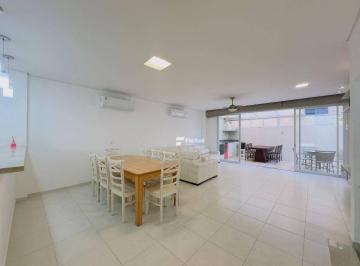 843d484624ff4266507709ea22e67bc5e83c28cf · Casa à venda no Ocean Place localizado apenas 1 quadra do mar na Praia da Enseada no Guarujá.