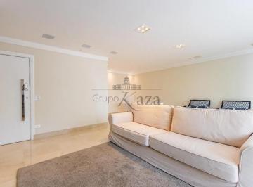 Apartamento · 140m² · 3 Quartos · 3 Vagas · Apartamento - Itaim Bibi - 3 Dormitórios - 140m².