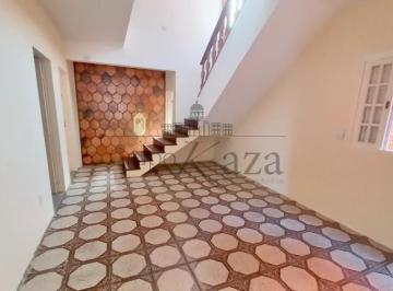 Casa · 271m² · 5 Quartos · 4 Vagas · Casa Sobrado - 5 Dormitórios - 4 Garagens Cobertas - Monte Castelo - 350m²