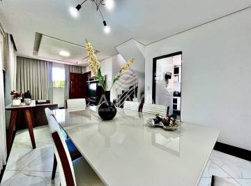 Apartamento · 300m² · 3 Quartos · 4 Vagas · Cobertura com 3 Quartos à venda, 215m², Itapoã - Próximo à Avenida Dr. Cristiano Guimarães.