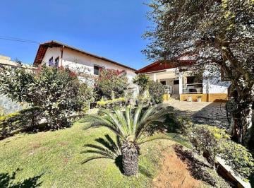 Casa · 388m² · 3 Quartos · 4 Vagas · Casa com 3 Quartos à Venda, Itapoã