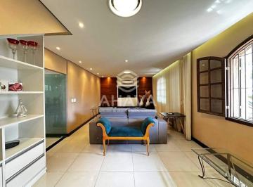 Casa · 376m² · 4 Quartos · 4 Vagas · Casa com 4 Quartos à Venda, 375m²