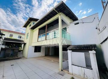 Casa · 366m² · 5 Quartos · 6 Vagas · Casa com 5 Quartos à Venda, 366m², Dona Clara, próximo à Avenida Sebastião De Brito