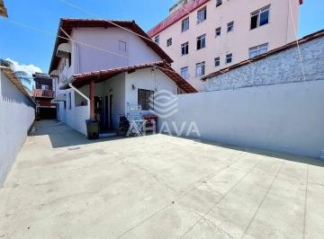 Casa · 180m² · 3 Quartos · 2 Vagas · Casa com 3 Quartos à Venda - 180m² - Santa Amélia - Próximo à Avenida Guarapari