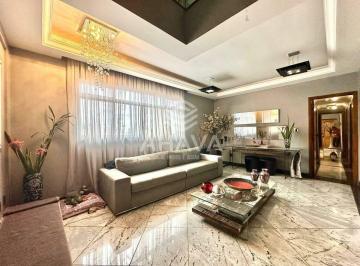Apartamento · 234m² · 4 Quartos · 2 Vagas · Cobertura com 4 Quartos sendo 1 suíte à Venda, 234m², Santa Rosa, próximo à Avenida Sebastião de Bri