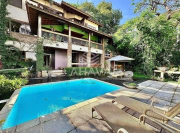 Casa · 1164m² · 4 Quartos · 10 Vagas · Casa com 4 Quartos para Venda, Santa Amélia, próximo à Lagoa da Pampulha.