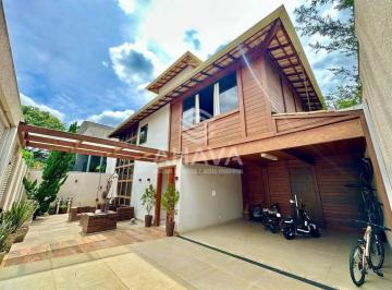 Casa · 278m² · 6 Quartos · 4 Vagas · Casa com 6 Quartos sendo 4 suíte à Venda, 360m², Condomínio Rosa dos Ventos, Vespasiano.