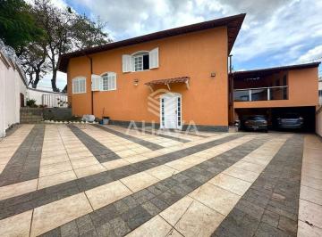 Casa · 395m² · 3 Quartos · 12 Vagas · Casa com 3 Quartos sendo 1 suíte à Venda, 400m² Santa Amélia , próximo à Avenida Guarapari.