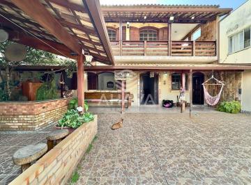 Casa · 360m² · 4 Quartos · 10 Vagas · Casa com 4 Quartos à Venda, Copacabana, próximo à Avenida Portugal