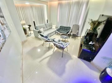 Apartamento · 115m² · 3 Quartos · 2 Vagas · Apartamento com 3 Quartos à venda, 115m²