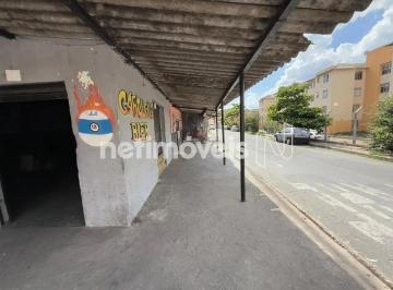 Casa · 332m² · 2 Quartos · Barracão e loja no Jardim Leblon
