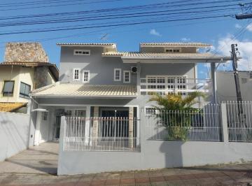 Casa · 160m² · 3 Quartos · 1 Vaga · Casa em Barreiros  São José