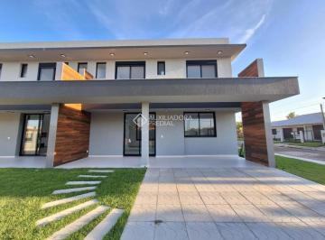 Casa · 123m² · 3 Quartos · 2 Vagas · Sobrado moderno com 3 dormitórios, área gourmet e vista para o mar em Xangri-Lá