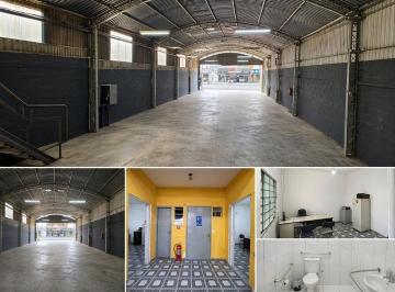 Comercial · 250m² · Oportunidade para Investidores: Galpão Comercial de 250m² com Renda Garantida na Vila Industrial!