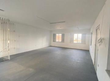 2084_ikB4K32f3oE_2084690b4cae39f8c_zI2ZDJhZGViMTU2_o.jpg · Casa Comercial Ampla com 7 Salas e 3 Vagas - Próximo ao Jardim Botânico, Água Funda/SP