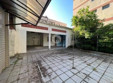 Casa · 330m² · 3 Quartos · 2 Vagas · Casa espaçosa no coração do Gonzaga – 330m², perfeita para morar ou investir!