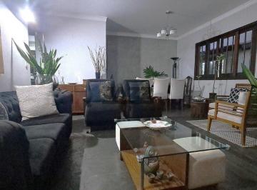 Casa · 207m² · 4 Quartos · 4 Vagas · Casa à Venda no Jardim Quarto Centenário Campinas - 310 m², 4 Dormitórios, Suíte e 4 Vagas