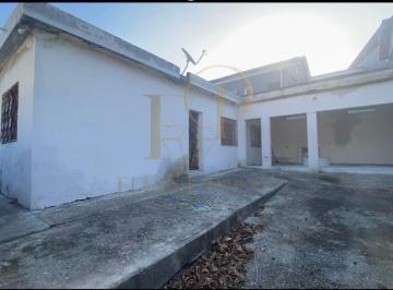 202511272156352437.jpg · Casa para Venda em Itaguaí, Centro, 4 dormitórios, 2 banheiros, 1 vaga