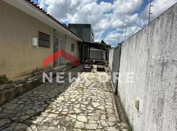 Casa · 300m² · 3 Quartos · 2 Vagas · Casa em  Rua Leonel Pinto Abreu - Cristo Redentor - João Pessoa/PB