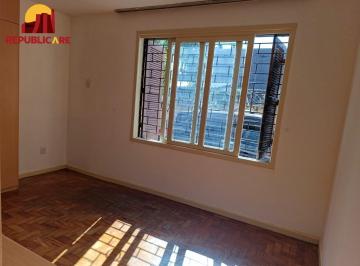 Apartamento · 67m² · 2 Quartos · 1 Vaga · Apartamento térreo de 2 dormitórios e 1 vaga no bairro Praia de Belas